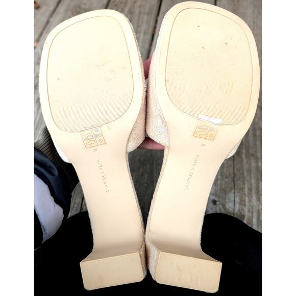 Charles & Keith Loey Textured Curved-Heel Mules Beige Women's 8.5 (39) - Picture 8 of 11